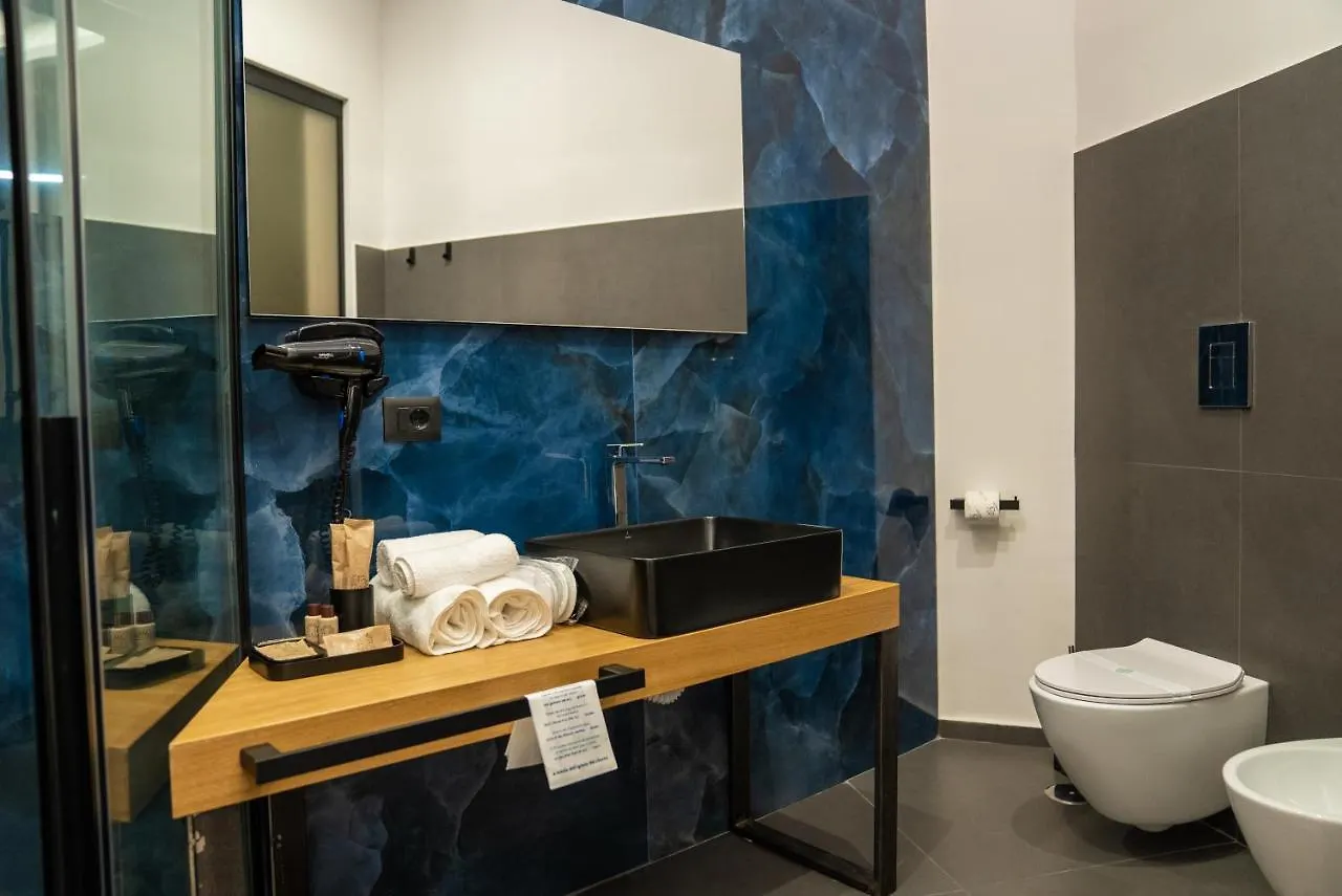 Hart Boutique Hotel Naples 0*,
